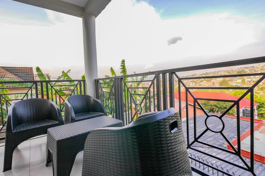 Ultra Modern Apartment In Nyarutarama Kigali Eksteriør billede