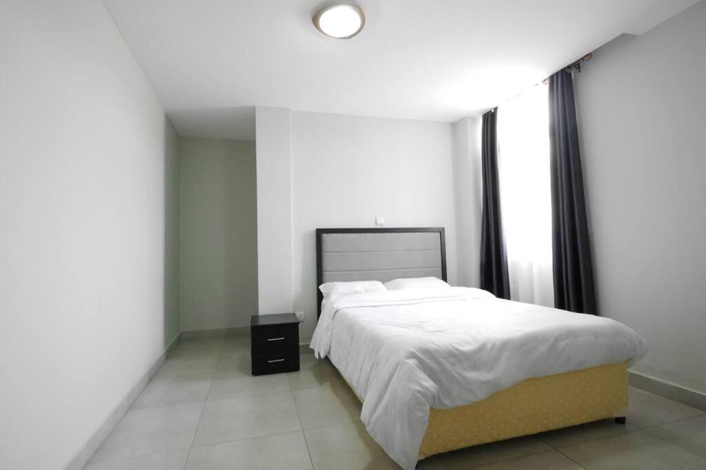 Ultra Modern Apartment In Nyarutarama Kigali Eksteriør billede