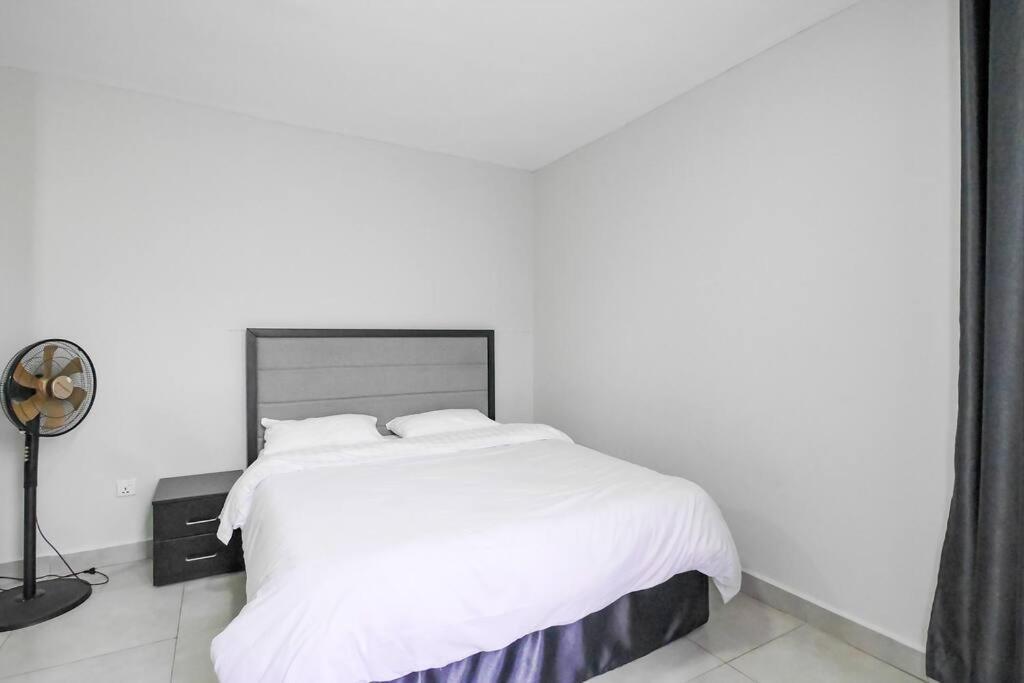 Ultra Modern Apartment In Nyarutarama Kigali Eksteriør billede