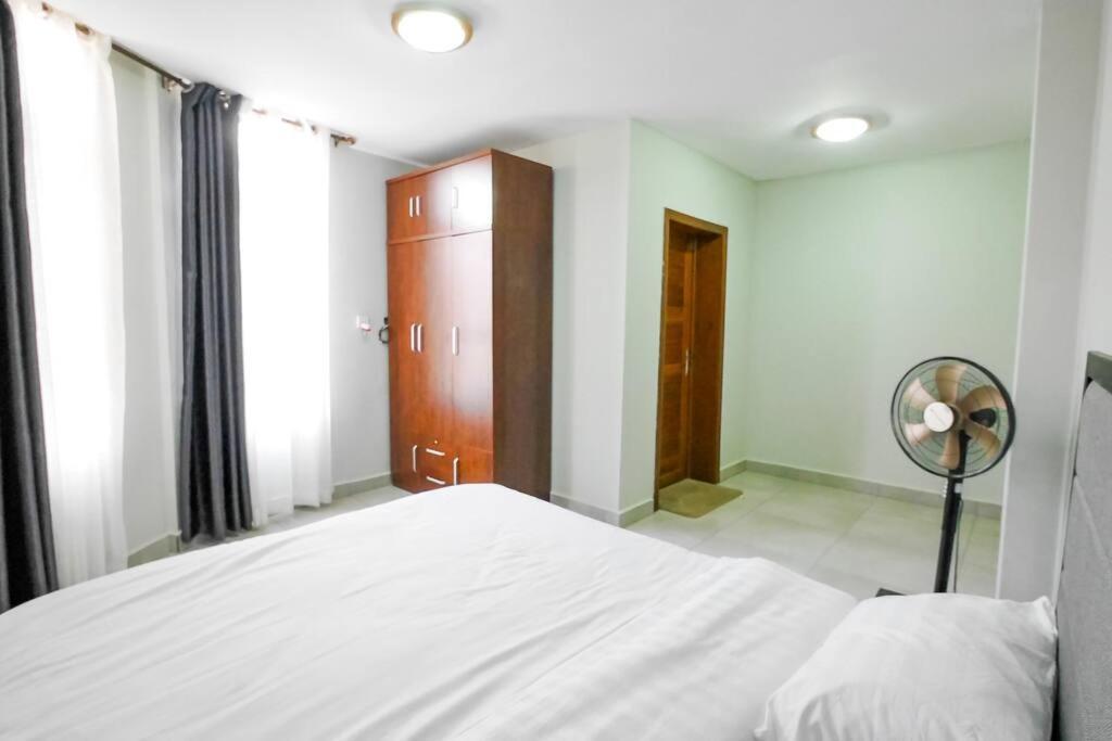 Ultra Modern Apartment In Nyarutarama Kigali Eksteriør billede